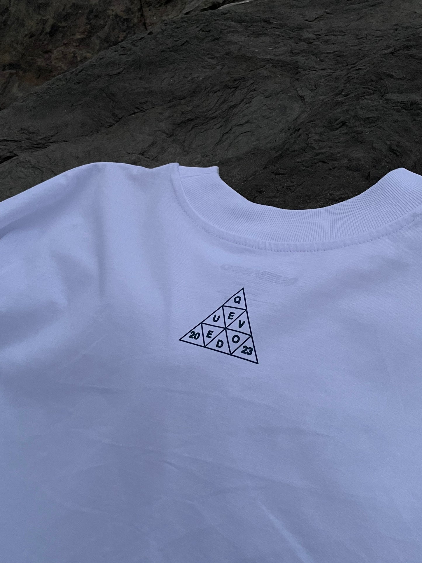 CAMISETA BÁSICA QUEVEDO BLANCA